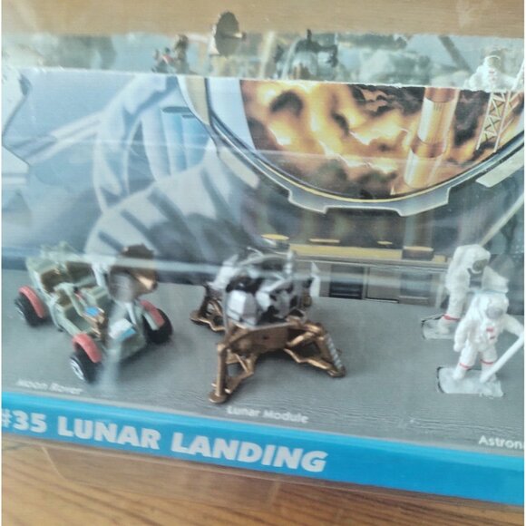 Galoob Micro Machines #35 Lunar Landing Factory Sealed - 75030 1994 Edition - Picture 6 of 10